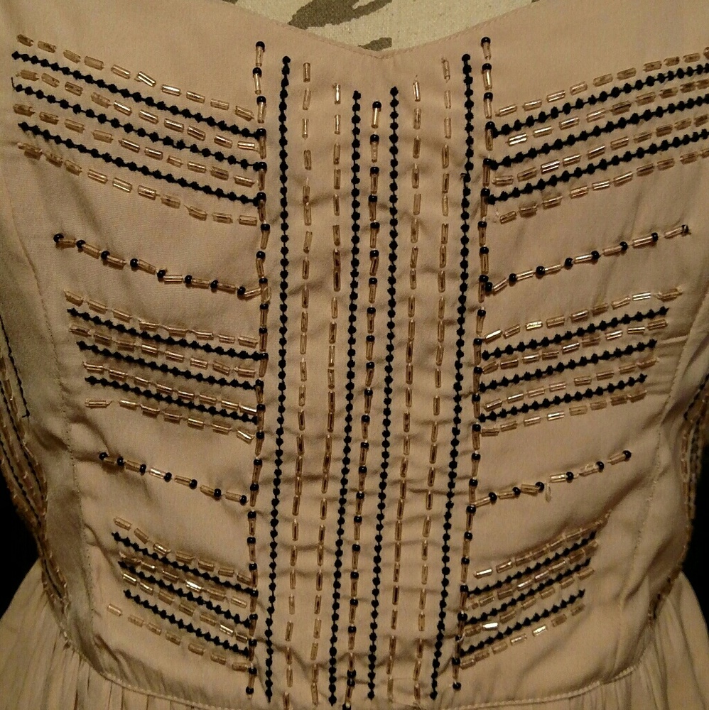 Dress - Picture 3 of 5